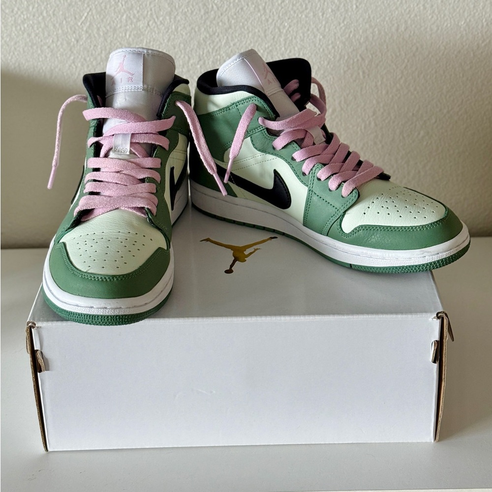 Air Jordan 1 Mid SE (Women’s) - Dutch Green